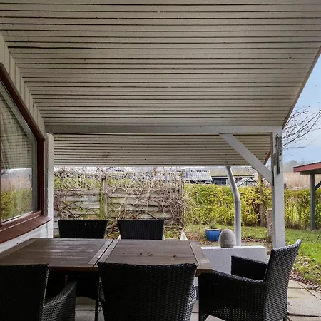 3 Bedroom Lovely In Brenderup Fyn