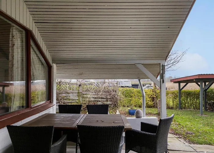 3 Bedroom Lovely In Brenderup Fyn