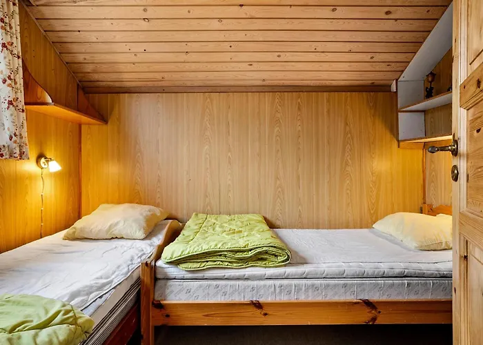 3 Bedroom Lovely In Brenderup Fyn *